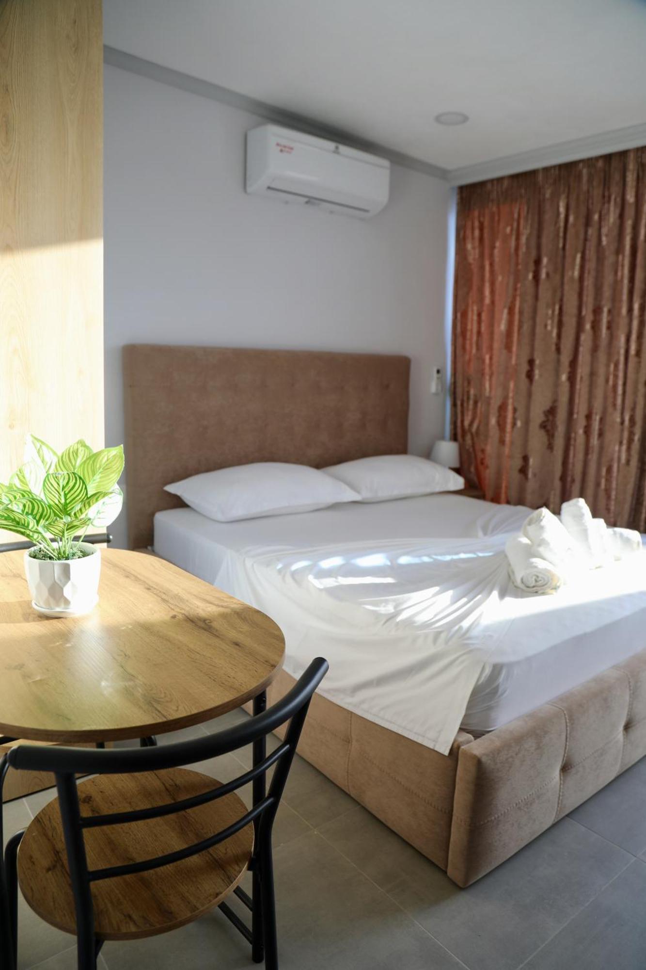 Sea View Apartments Golem  Exterior foto