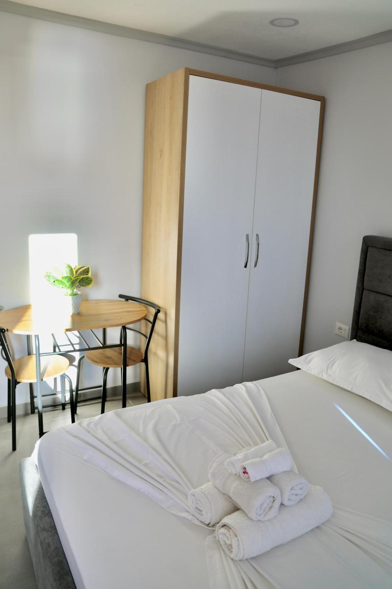 Sea View Apartments Golem  Exterior foto